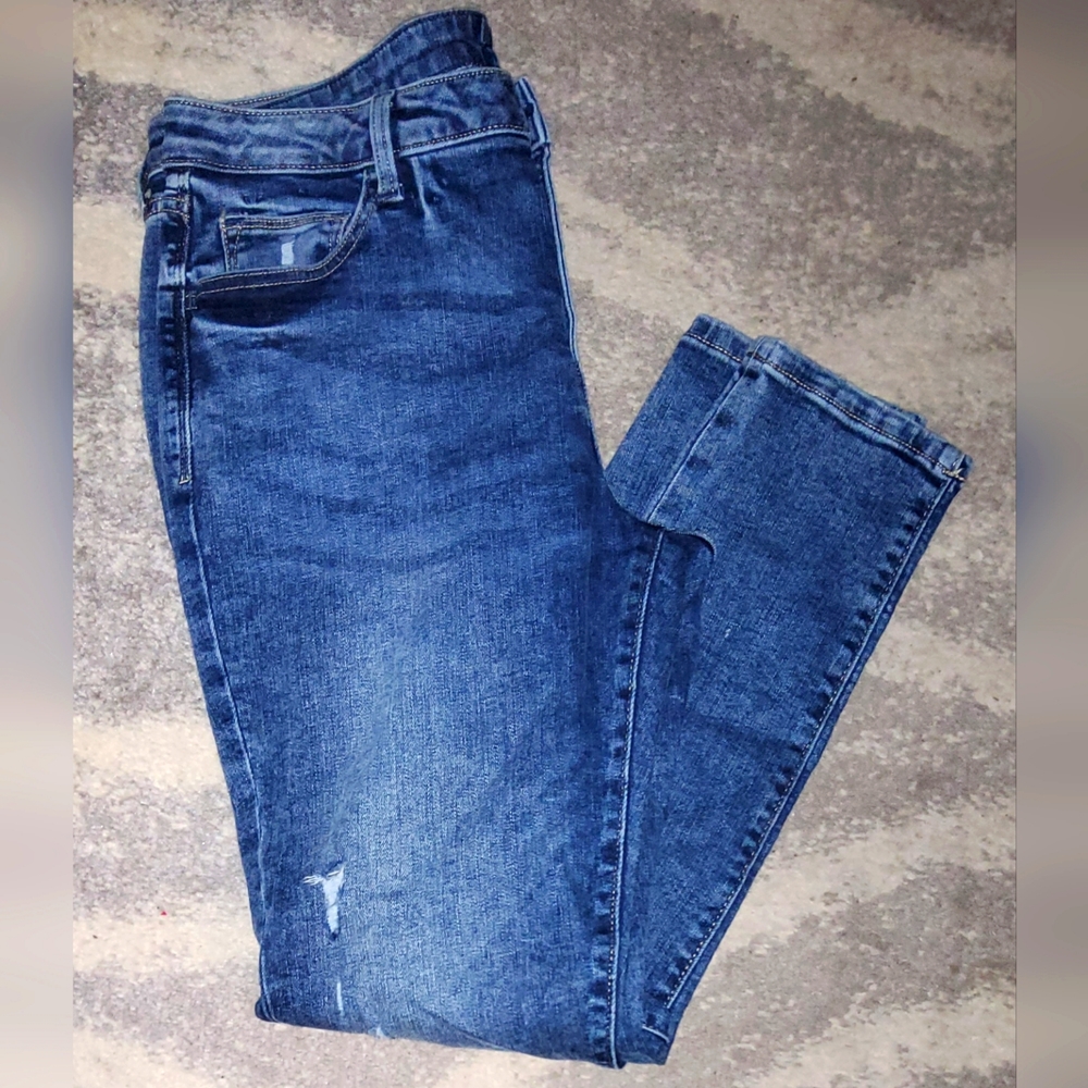 Arizona Jean's size 15.       LJNS030
